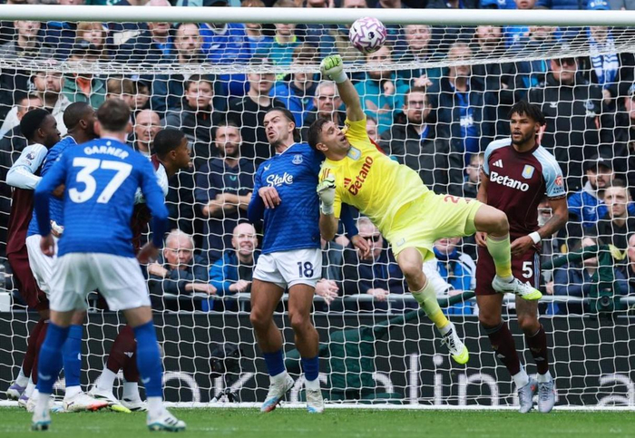 开元娱乐官网 -集结日突围战来临，阿斯顿维拉围绕葡超远射贴柱，媒体盛赞，高层口径保持一致(曼联vs阿斯顿维拉视频直播)