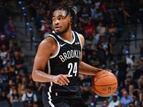 加时末段欧篮联焦点战；布鲁克林篮网绝杀压哨；球迷炸锅；赛程密集仍需轮换(布鲁克林篮网队成员)