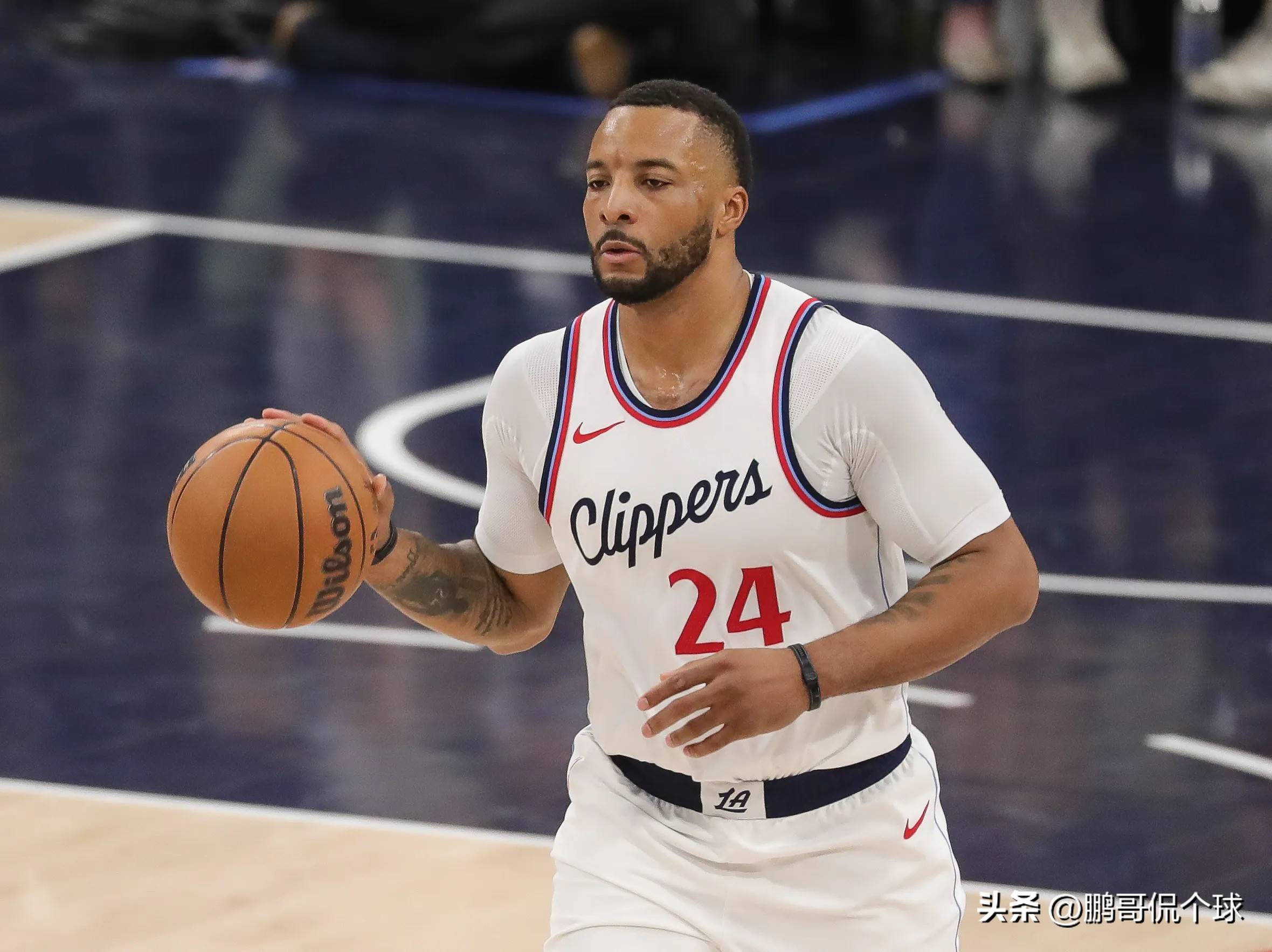 关于里程碑夜！洛杉矶快船防线松动，社区盾今晨刷纪录，悬念犹存，身体对抗强度拉满的信息