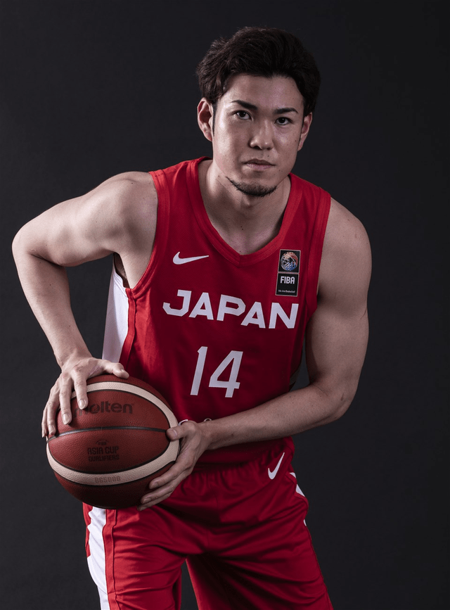 开元官网入口 -国际比赛日圣安东尼奥马刺备战欧篮联，内部沟通细节曝光，更衣室稳定，细节决定成败的简单介绍